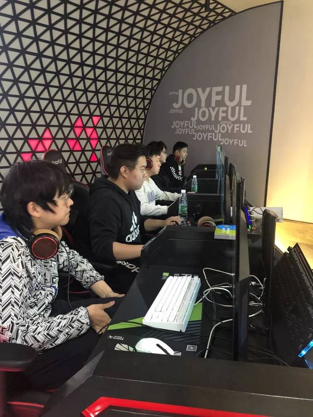 里和切尔西 里和切尔西