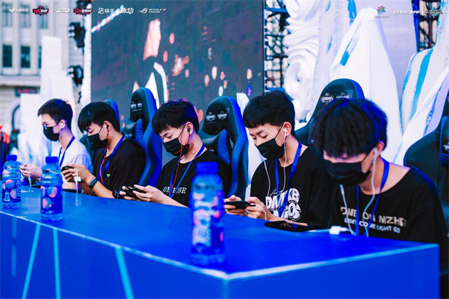 员的相似经 员的相似经