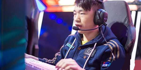 游泳运动员 游泳运动员