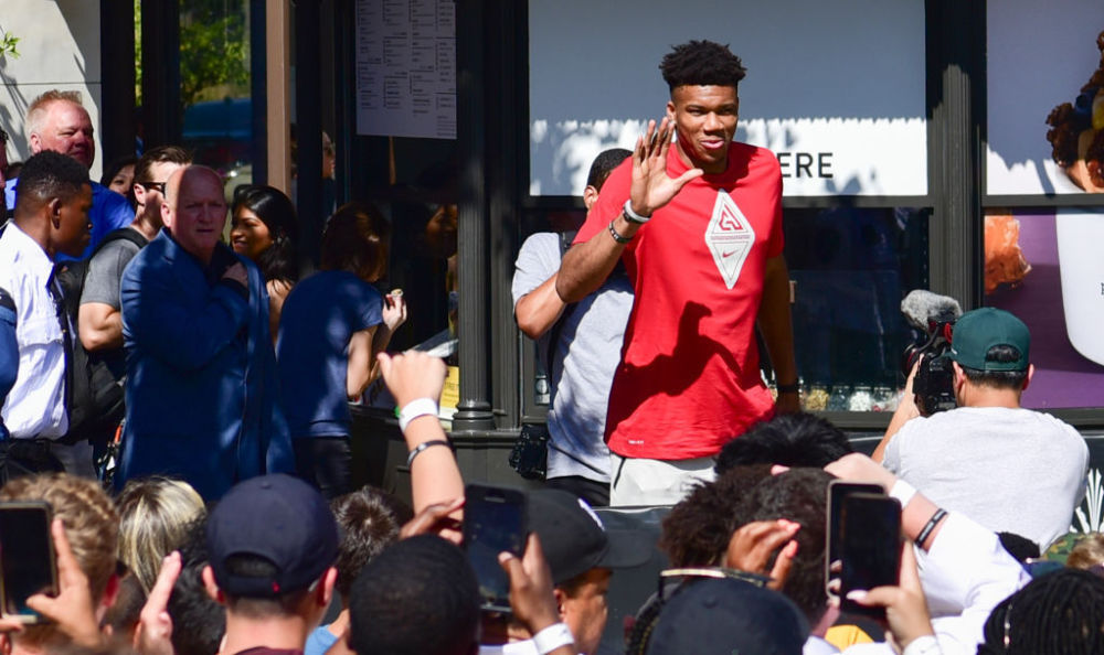 37岁仍是 37岁仍是