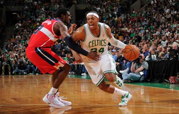 在赛场上把 在赛场上把